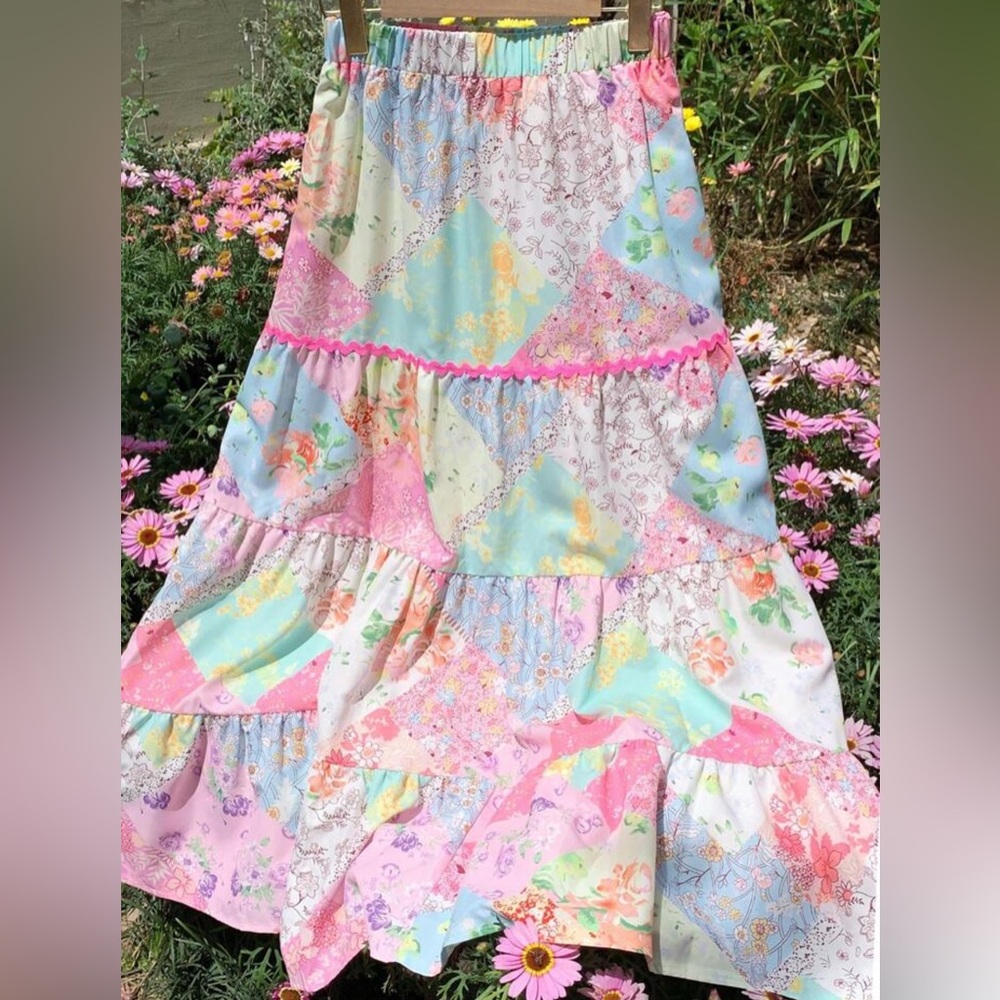 SHEIN Patchwork Floral Maxi Skirt – Pastel Cottagecore – Size L NWOT